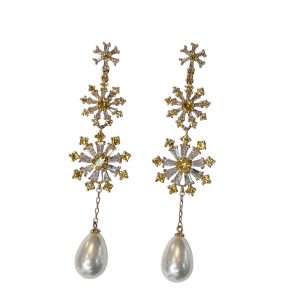 Yellow flawer pearl drop