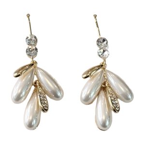 Faux pearl drop